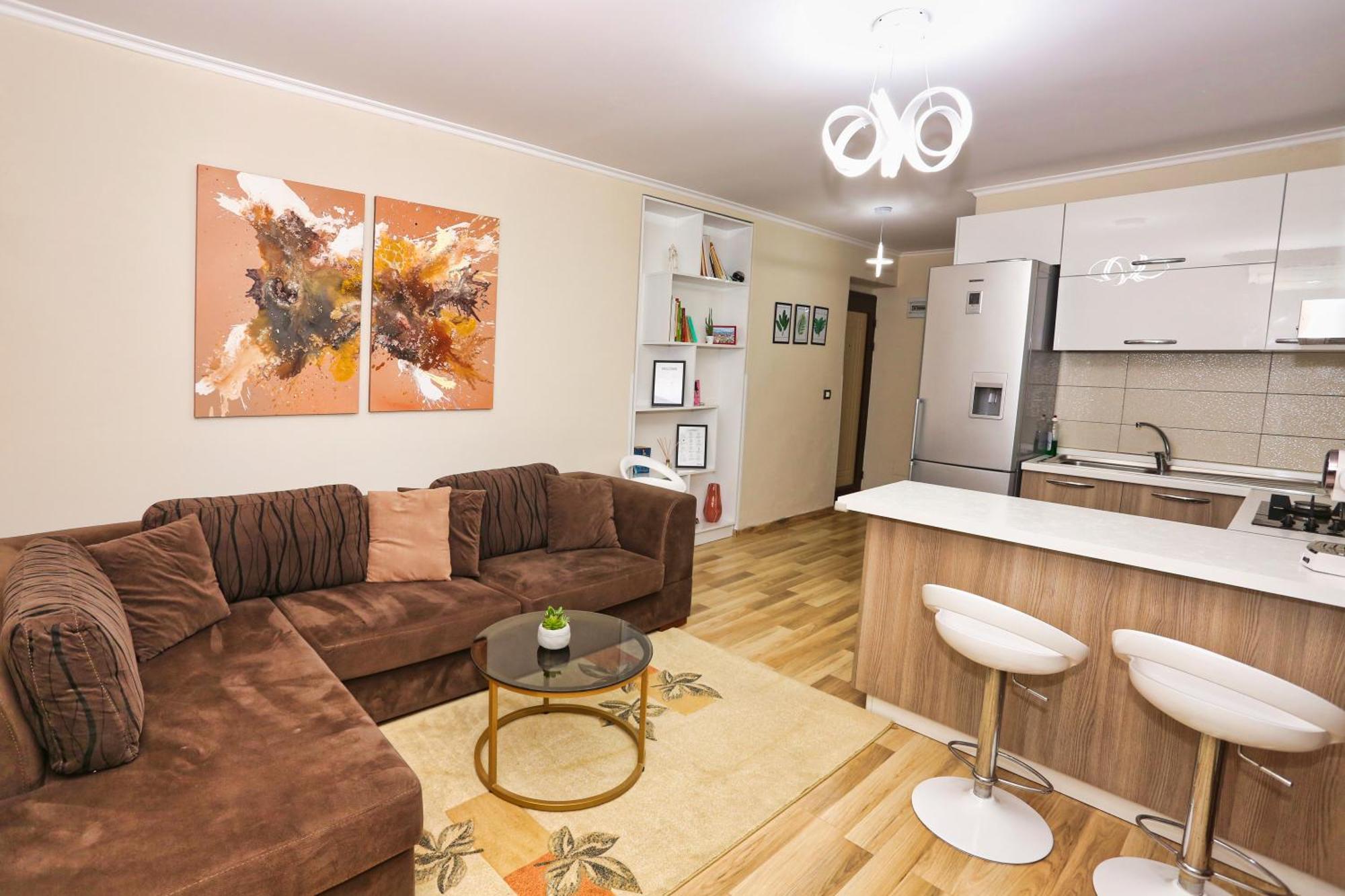 R&B City Center Apartment Tirana Exterior photo