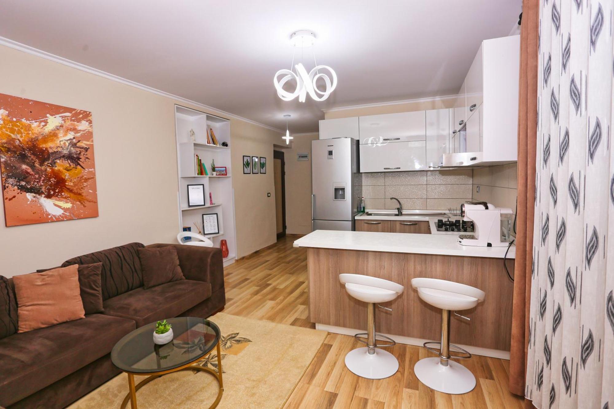 R&B City Center Apartment Tirana Exterior photo
