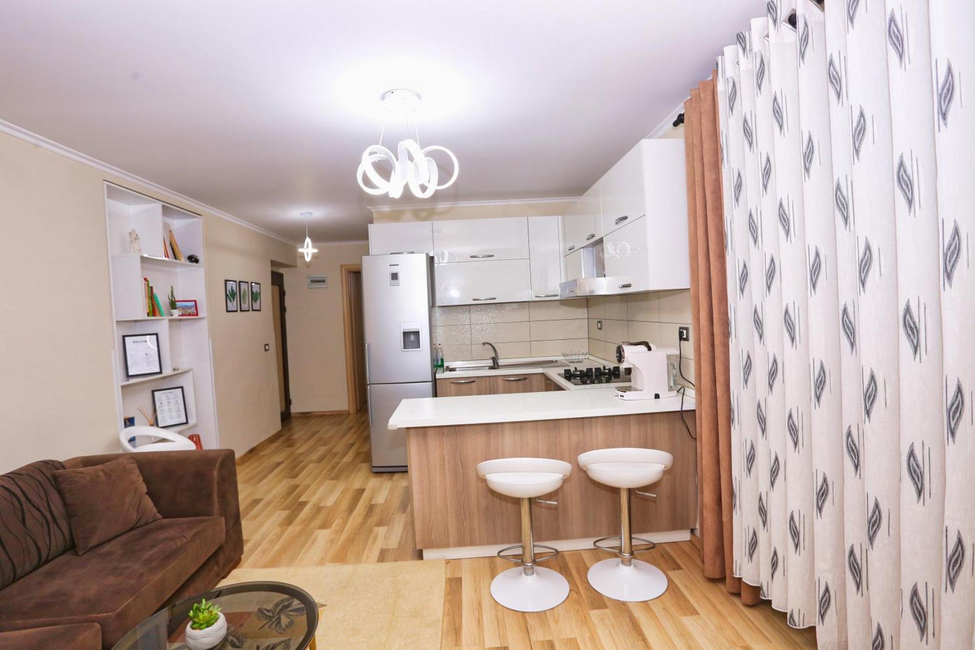 R&B City Center Apartment Tirana Exterior photo