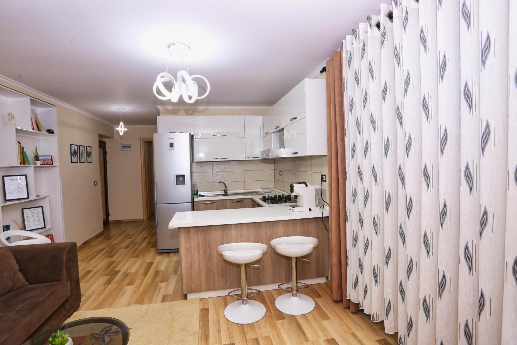 R&B City Center Apartment Tirana Exterior photo