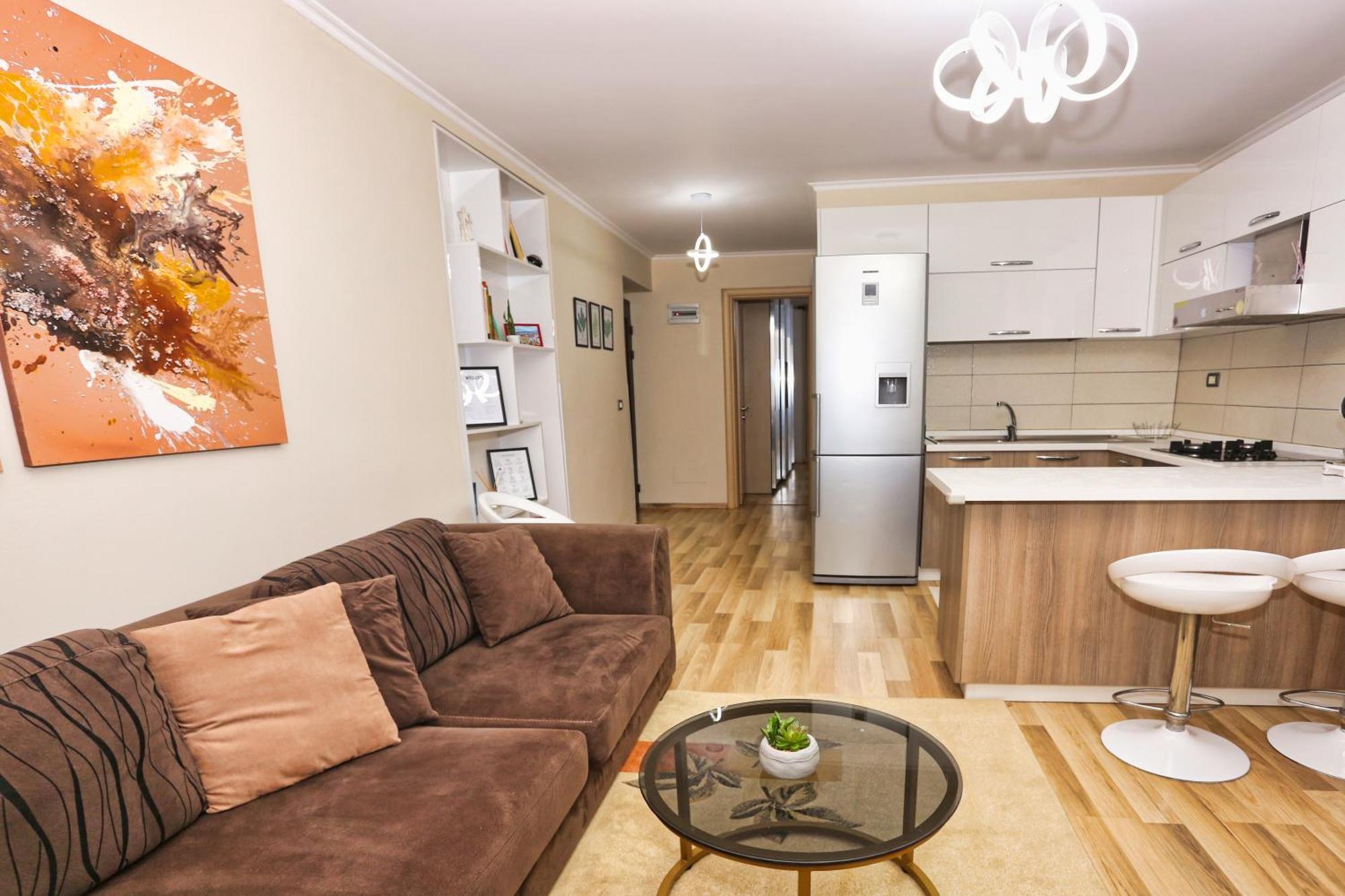 R&B City Center Apartment Tirana Exterior photo