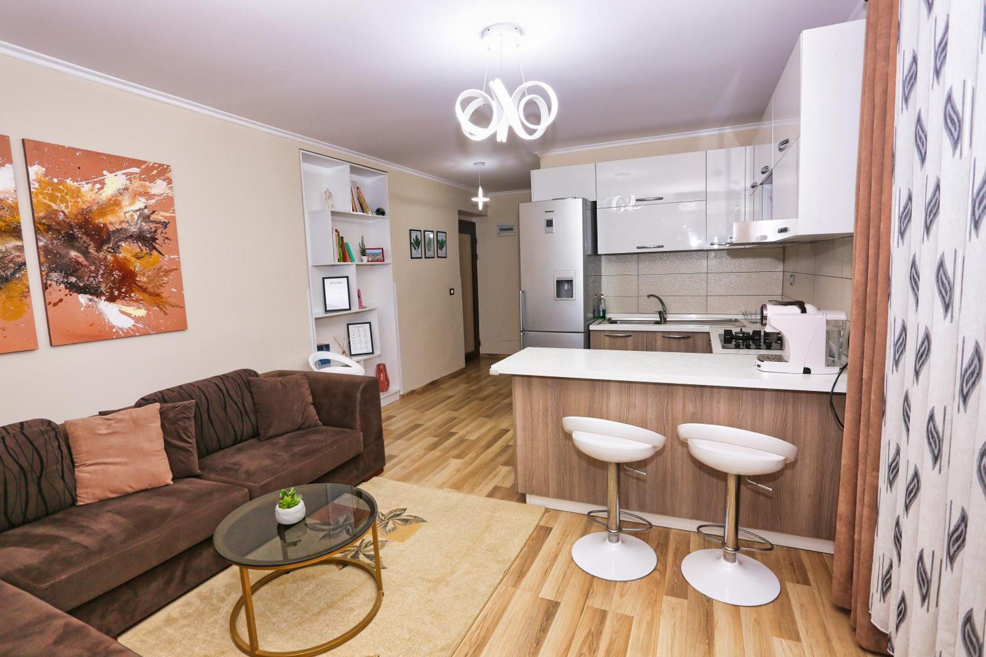 R&B City Center Apartment Tirana Exterior photo