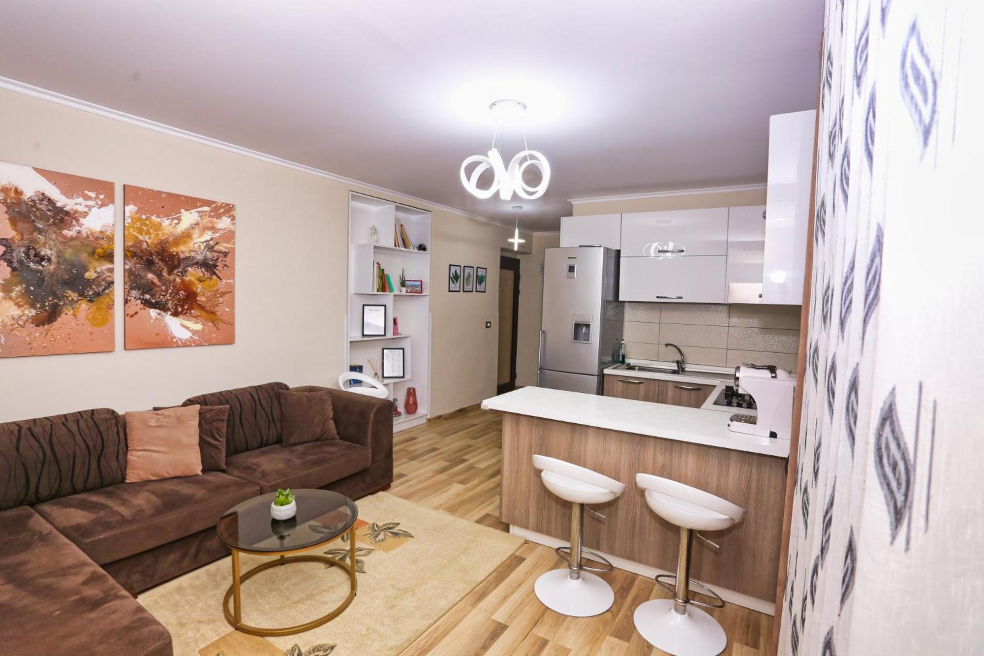R&B City Center Apartment Tirana Exterior photo